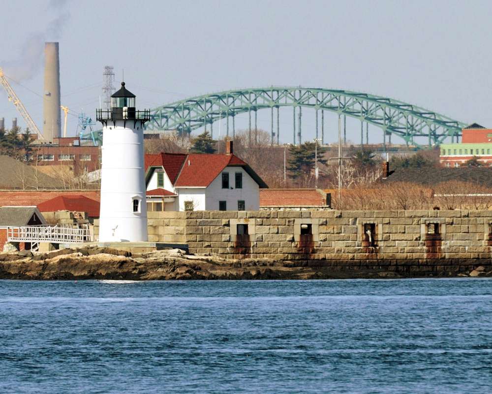 Portsmouth Harbor Light, photographed by Scott Ray. CC BY-SA 2.0